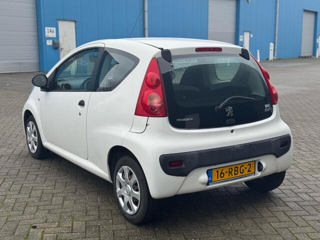 Peugeot 107 1.0-12V XR Airco Elektrisch Ramen