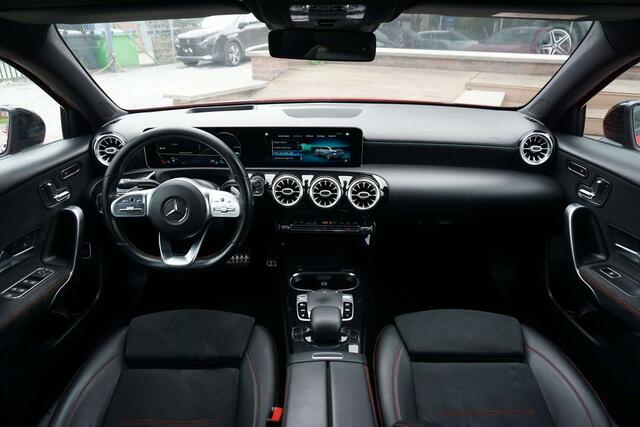 Mercedes-Benz A-Klasse 180 d BERLINE PACK AMG-Bte AUTO-PANO-KEYLESS-LED-CAM