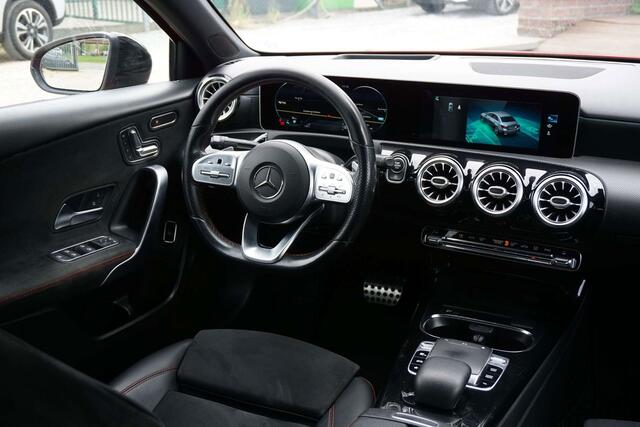 Mercedes-Benz A-Klasse 180 d BERLINE PACK AMG-Bte AUTO-PANO-KEYLESS-LED-CAM