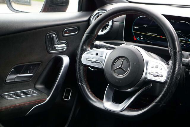 Mercedes-Benz A-Klasse 180 d BERLINE PACK AMG-Bte AUTO-PANO-KEYLESS-LED-CAM