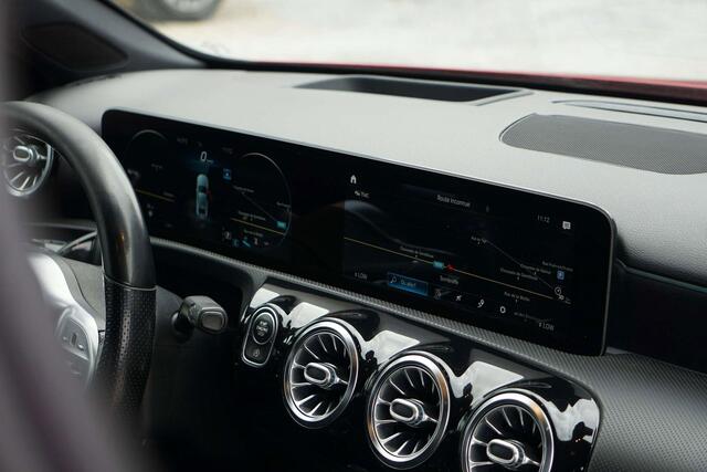 Mercedes-Benz A-Klasse 180 d BERLINE PACK AMG-Bte AUTO-PANO-KEYLESS-LED-CAM