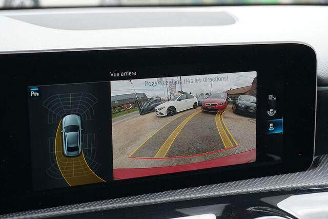 Mercedes-Benz A-Klasse 180 d BERLINE PACK AMG-Bte AUTO-PANO-KEYLESS-LED-CAM
