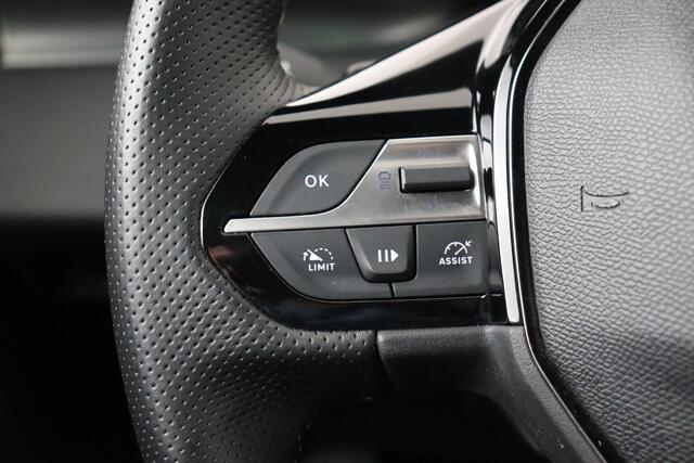 Peugeot 308 1.2 GT PURETECH EAT8 1.2 GT PURETECH EAT8 + CARPLAY + GPS + CAMERA + PDC + CRUISE + LEDER/ALCANTARA + ALU