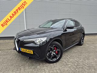 ALFA ROMEO Stelvio 2.0 T AWD Super Automaat, panoramadak,trekhaak,cruise,navigatie,achteruitrijcamera,lederen bekleding,parkeersensoren,