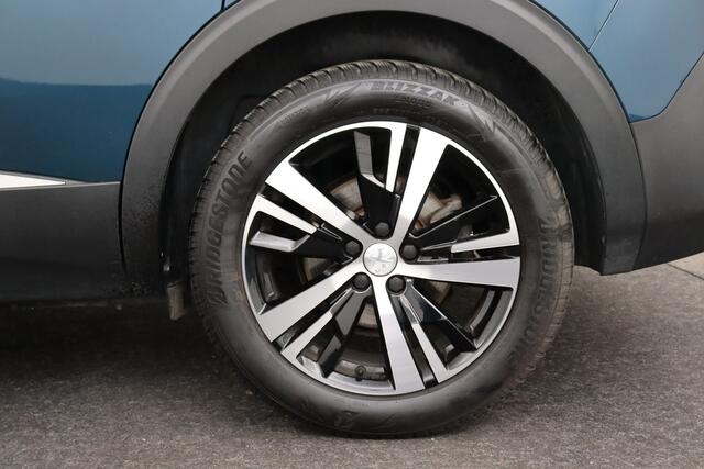 Peugeot 5008 GT 1.5 BLUEHDI EAT8 GT 1.5 BLUEHDI EAT8 + A/T + 7PL. + GPS + CARPLAY + CAMERA + PDC + LEDER/ALCANTARA + ALU 18 + CRUISE + TREKHAAK