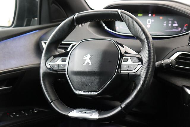 Peugeot 5008 GT 1.5 BLUEHDI EAT8 GT 1.5 BLUEHDI EAT8 + A/T + 7PL. + GPS + CARPLAY + CAMERA + PDC + LEDER/ALCANTARA + ALU 18 + CRUISE + TREKHAAK