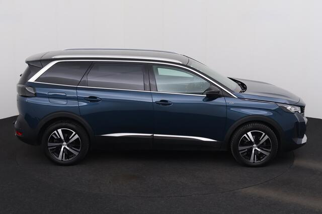 Peugeot 5008 GT 1.5 BLUEHDI EAT8 GT 1.5 BLUEHDI EAT8 + A/T + 7PL. + GPS + CARPLAY + CAMERA + PDC + LEDER/ALCANTARA + ALU 18 + CRUISE + TREKHAAK