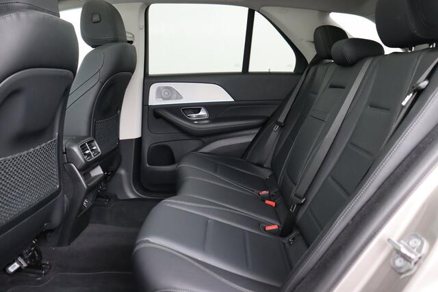 Mercedes-Benz G-Klasse 350 DE DA 4MATIC 9G-TRONIC DE DA  4MATIC 9G-TRONIC + GPS + LEDER + CAMERA + PDC + PANO DAK + ALU 20 + TREKHAAK