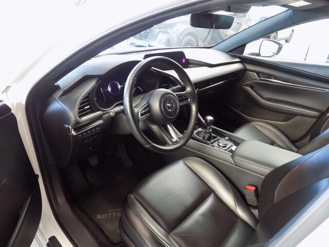 Mazda 3 Hatchback 2.0i e-Skyactiv-G Skydrive Luxury