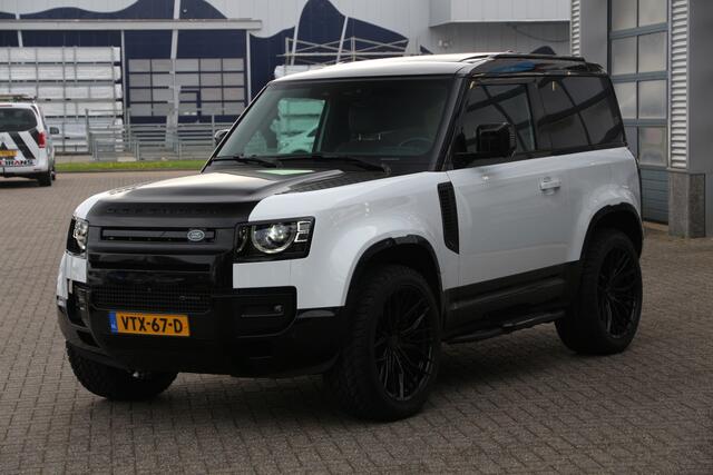 Land Rover Defender 90 3.0 D250 | HSE | Grijs kenteken | Panorama | Elektr. trekhaak..