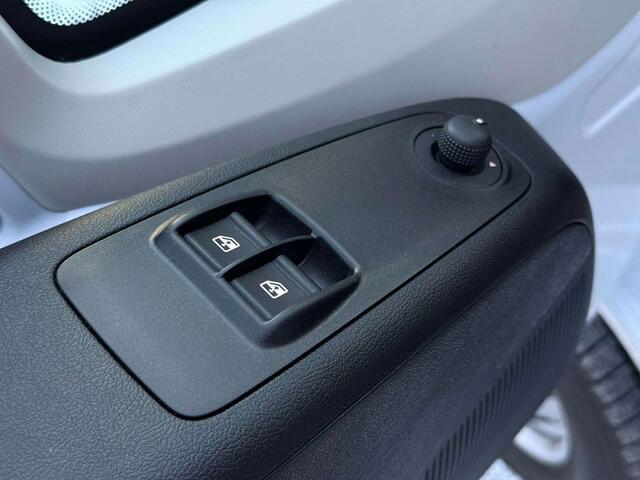 Opel Movano /pickup/lang/2023/airco/cruise/bluetooth/dab/euro6