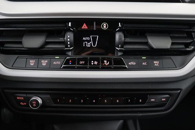 BMW 1-Serie 116 D D + GPS + PDC + CRUISE + ALU 16