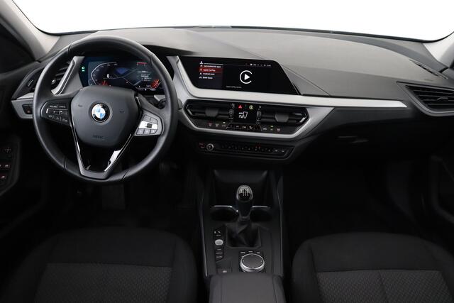 BMW 1-Serie 116 D D + GPS + PDC + CRUISE + ALU 16