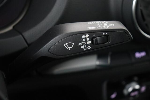 Audi A3 35 TFSI S-TRONIC S-LINE HATCHBACK 35 TFSI S-LINE S-TRONIC + GPS + LEDER + PDC + ALU