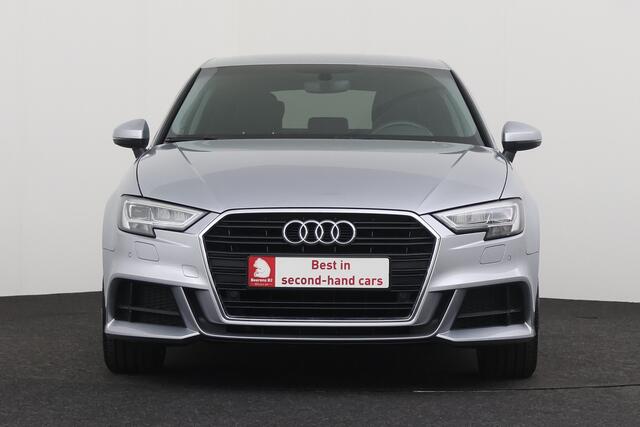 Audi A3 35 TFSI S-TRONIC S-LINE HATCHBACK 35 TFSI S-LINE S-TRONIC + GPS + LEDER + PDC + ALU