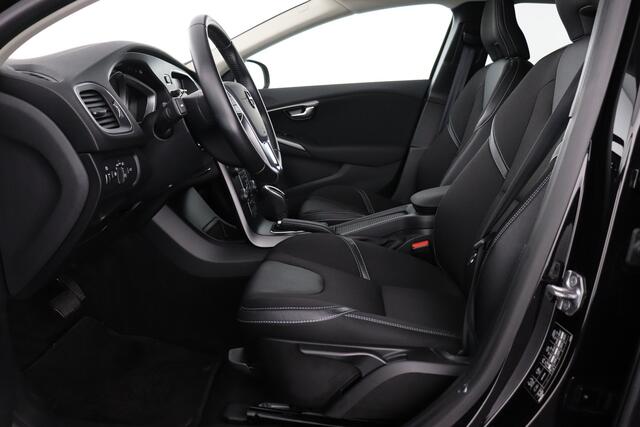 Volvo V40 BLACK EDITION 2.0 D2 GEARTRONIC BLACK EDITION 2.0 D2 GEARTRONIC + GPS + PDC + ALU 16