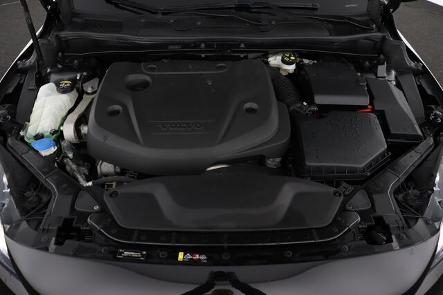 Volvo V40 BLACK EDITION 2.0 D2 GEARTRONIC BLACK EDITION 2.0 D2 GEARTRONIC + GPS + PDC + ALU 16