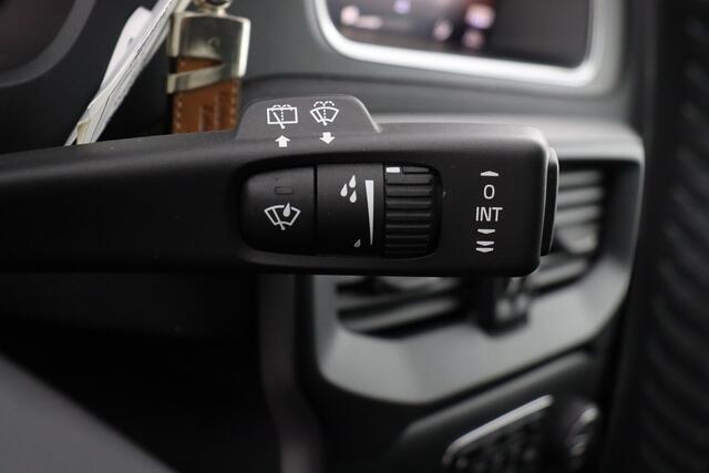 Volvo V40 BLACK EDITION 2.0 D2 GEARTRONIC BLACK EDITION 2.0 D2 GEARTRONIC + GPS + PDC + ALU 16