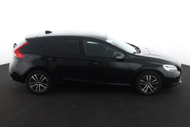 Volvo V40 BLACK EDITION 2.0 D2 GEARTRONIC BLACK EDITION 2.0 D2 GEARTRONIC + GPS + PDC + ALU 16