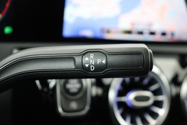Mercedes-Benz CLA-Klasse 200 DA SHOOTING BRAKE DA SHOOTING BRAKE  + GPS + CAMERA + PDC + CRUISE + LEDER + SCHUIFDAK + ALU