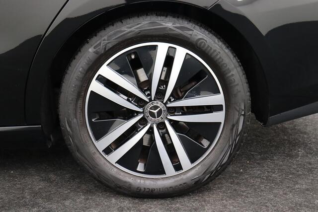 Mercedes-Benz CLA-Klasse 200 DA SHOOTING BRAKE DA SHOOTING BRAKE  + GPS + CAMERA + PDC + CRUISE + LEDER + SCHUIFDAK + ALU