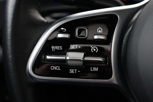 Mercedes-Benz CLA-Klasse 200 DA SHOOTING BRAKE DA SHOOTING BRAKE  + GPS + CAMERA + PDC + CRUISE + LEDER + SCHUIFDAK + ALU