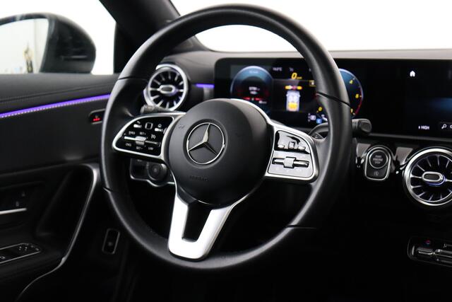 Mercedes-Benz CLA-Klasse 200 DA SHOOTING BRAKE DA SHOOTING BRAKE  + GPS + CAMERA + PDC + CRUISE + LEDER + SCHUIFDAK + ALU