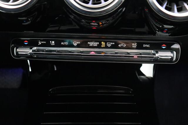 Mercedes-Benz CLA-Klasse 200 DA SHOOTING BRAKE DA SHOOTING BRAKE  + GPS + CAMERA + PDC + CRUISE + LEDER + SCHUIFDAK + ALU
