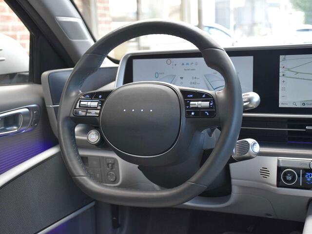 Hyundai Ioniq 77.4 KWH 4X4 / BALANCE / SCHUIFDAK / 360 / CARPLAY