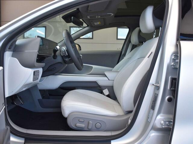 Hyundai Ioniq 77.4 KWH 4X4 / BALANCE / SCHUIFDAK / 360 / CARPLAY