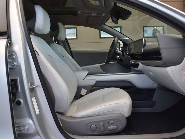 Hyundai Ioniq 77.4 KWH 4X4 / BALANCE / SCHUIFDAK / 360 / CARPLAY