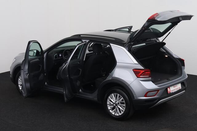 Volkswagen T-ROC 1.5 TSI ACT Life DSG 1.5 TSI ACT Life DSG + GPS + CARPLAY + PDC + CRUISE + ALU