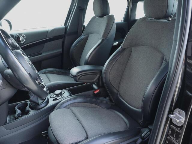 Mini Countryman 1.5 Cooper Pepper | NAP | Clima | Cruise | Multimedia/Navi | Leder/Stof| LED | PDC + Camera |