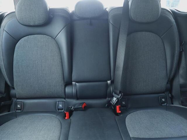 Mini Countryman 1.5 Cooper Pepper | NAP | Clima | Cruise | Multimedia/Navi | Leder/Stof| LED | PDC + Camera |