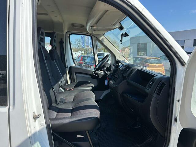 Peugeot Boxer multicab nette wagen met 6 zpl 81 kw airco