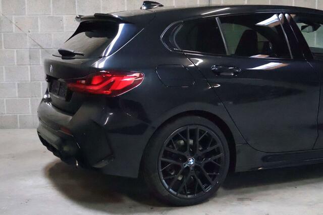 BMW 1-Serie 120 dAS| M-pakket| HUD| H/K sound| PDC| DAB|FULL BLACK