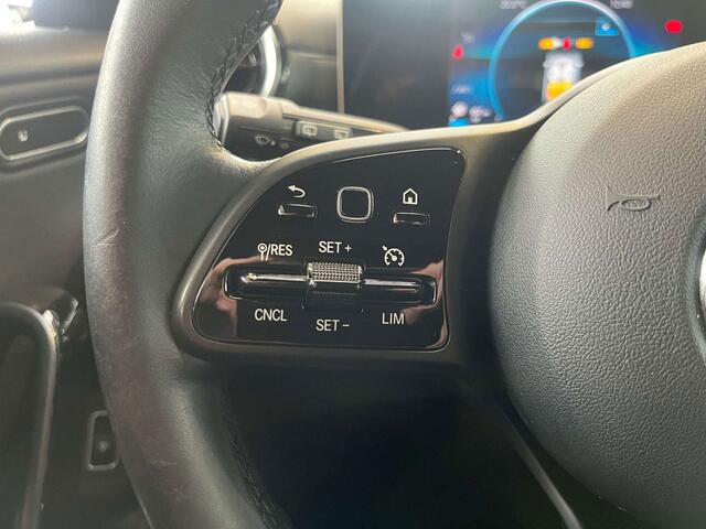 Mercedes-Benz CLA-Klasse 200 iA DCT Shooting Brake Leder/Gps/Camera/Cruise/BLTH