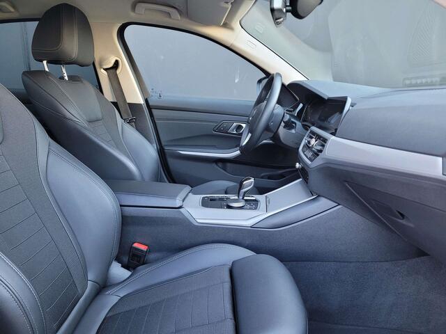 BMW 3-Serie 316 dAAUT.SPORTZETELSLEDERLIVE COCKPIT PROFF.DAB