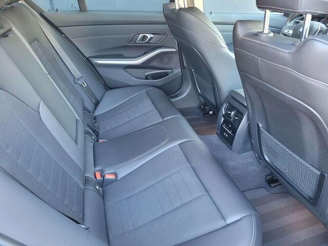 BMW 3-Serie 316 dAAUT.SPORTZETELSLEDERLIVE COCKPIT PROFF.DAB