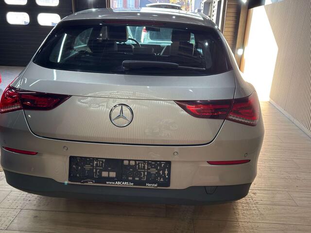 Mercedes-Benz CLA-Klasse 180 d GARANTIE 12 MOIS GPS