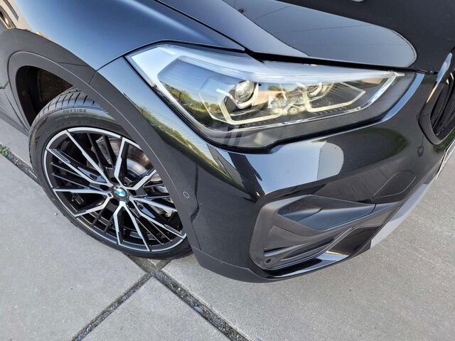 BMW X1 1.5iA xDrive25e PHEVAUT.LEDERHUDCAMERANAVI
