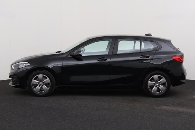 BMW 1-Serie 116 D D + GPS + CARPLAY + PDC + CRUISE + ALU 16