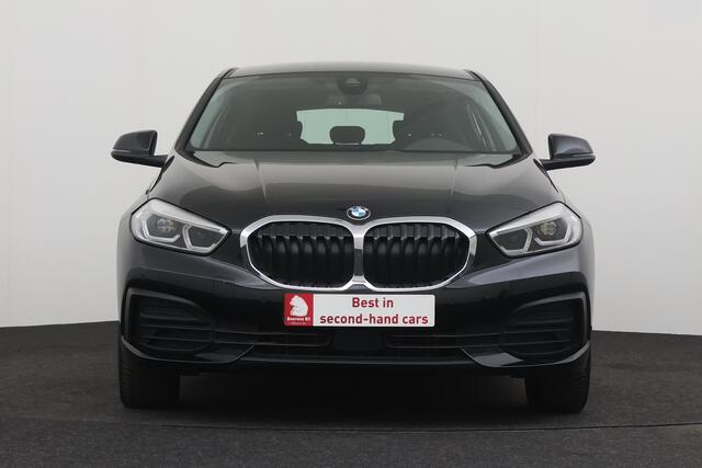 BMW 1-Serie 116 D D + GPS + CARPLAY + PDC + CRUISE + ALU 16