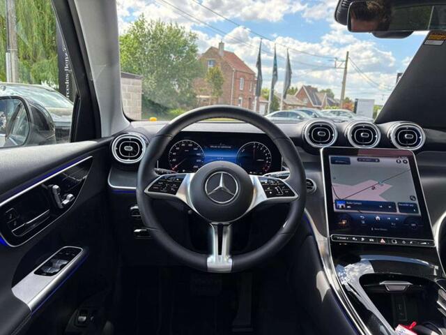 Mercedes-Benz G-Klasse 300 e 4M Luxury Line Toit Pano