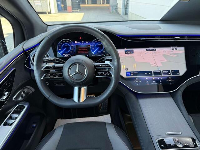 Mercedes-Benz EQE SUV 300 AMG Pack Night HyperScreen