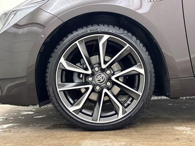 Toyota Corolla 1.8Hybrid Premium Plus e-CVT Leder GPS Camera Head-Up