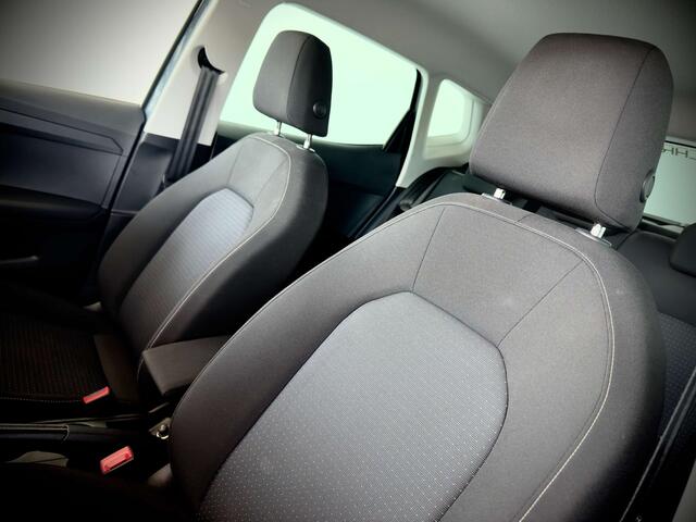 Seat Arona 1.0 TSI DSG1ERPROGPSCARPLAYCAMERAPDCTVA