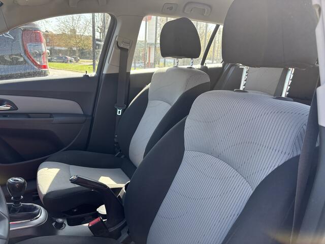 Chevrolet Cruze BREAK 1.7VCDI 2012 #TEL #CLIM #1 AN DE GARANTIE