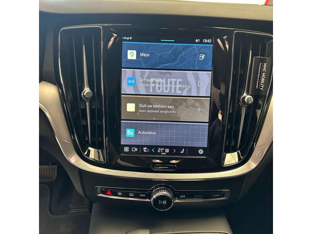 Volvo V60 T6 Plug-in Hybrid AWD Core