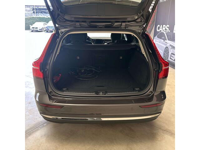 Volvo V60 T6 Plug-in Hybrid AWD Core